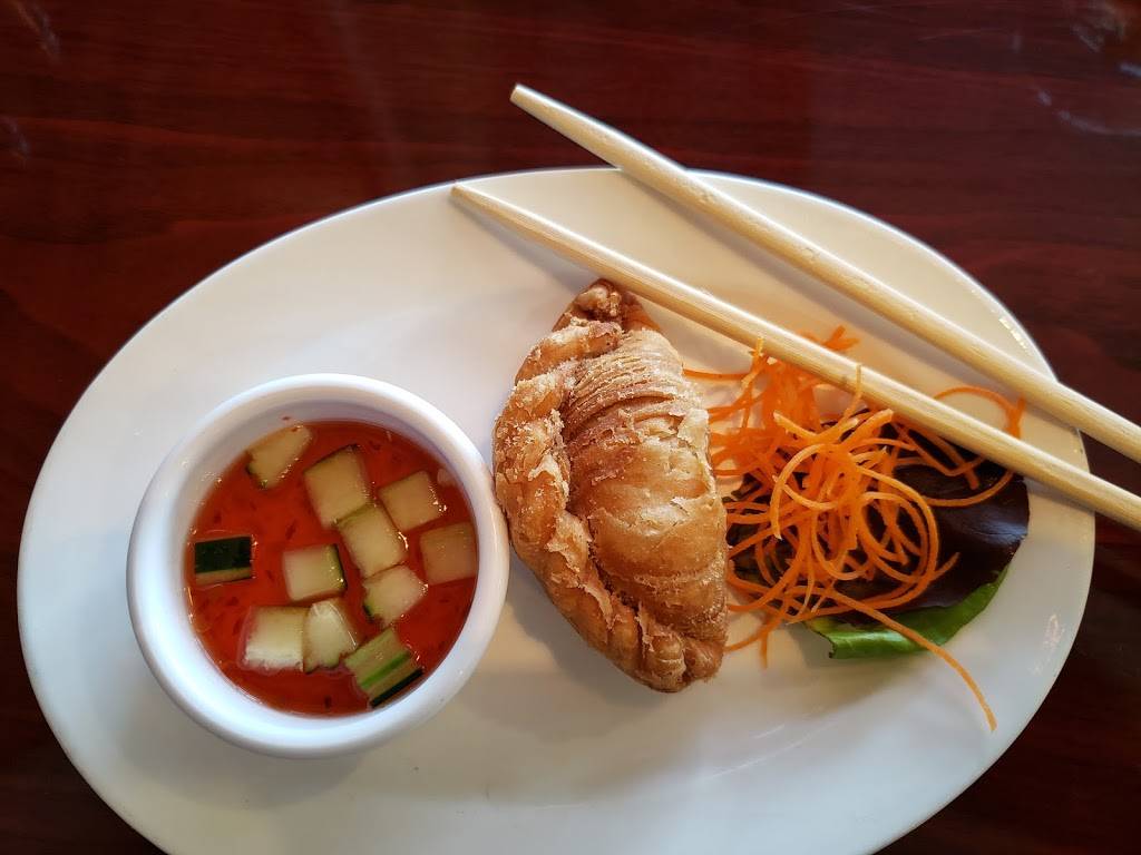 Thai Spice - Noodle & Sushi House | restaurant | 300 Bay Area Blvd #900, Webster, TX 77598, USA | 2815546800 OR +1 281-554-6800
