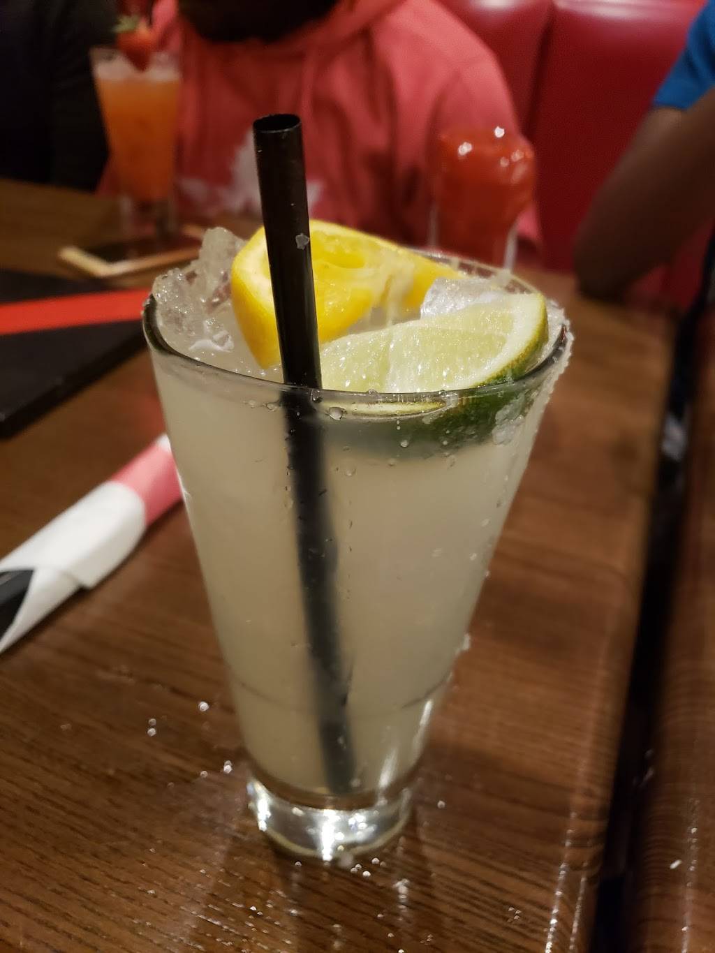 TGI Fridays | restaurant | 70 MA-146, Millbury, MA 01527, USA | 5088659189 OR +1 508-865-9189