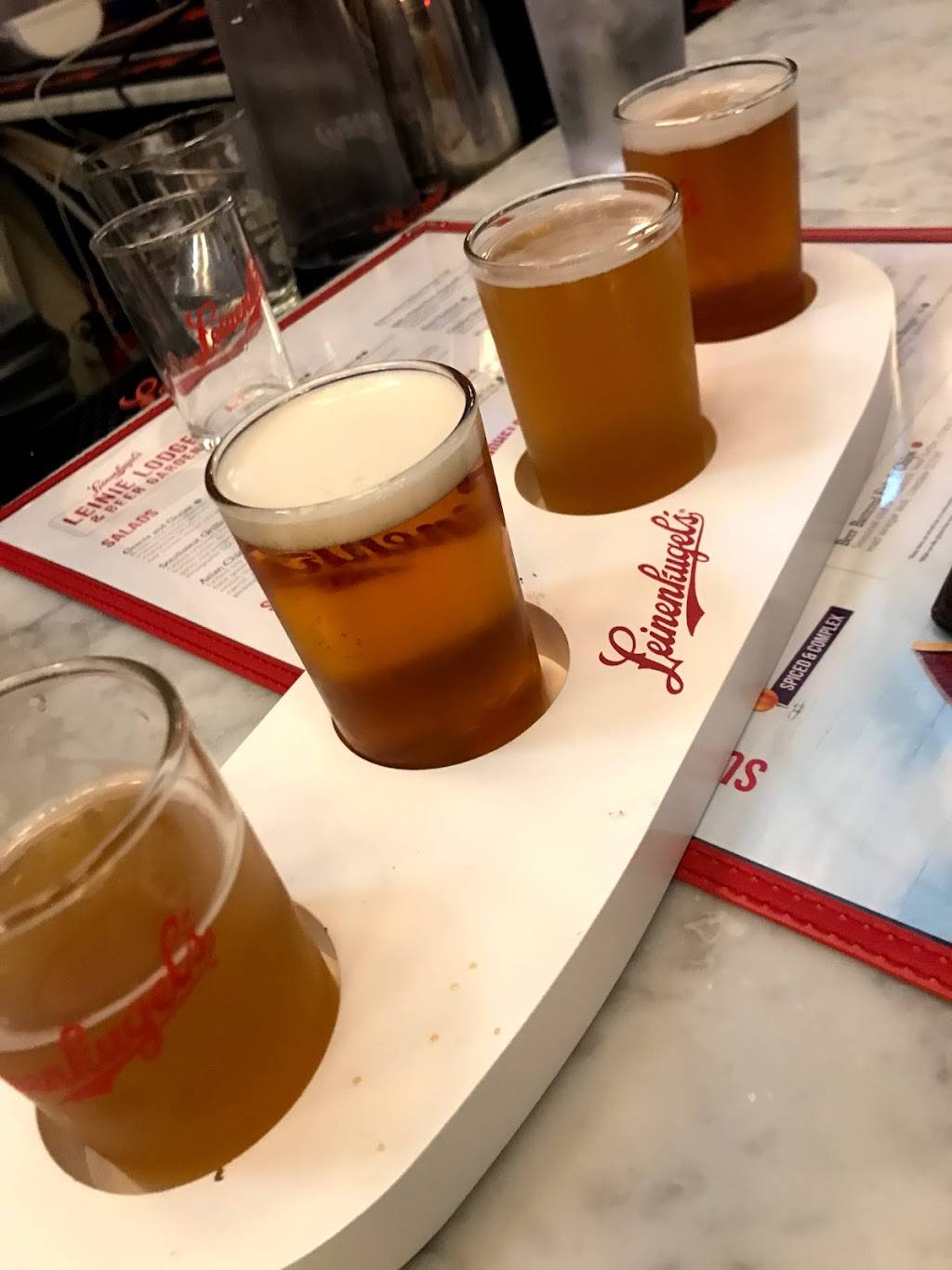 Leinie Lodge & Beer Garden | restaurant | 4 Market Pl, Baltimore, MD 21202, USA | 4432083316 OR +1 443-208-3316