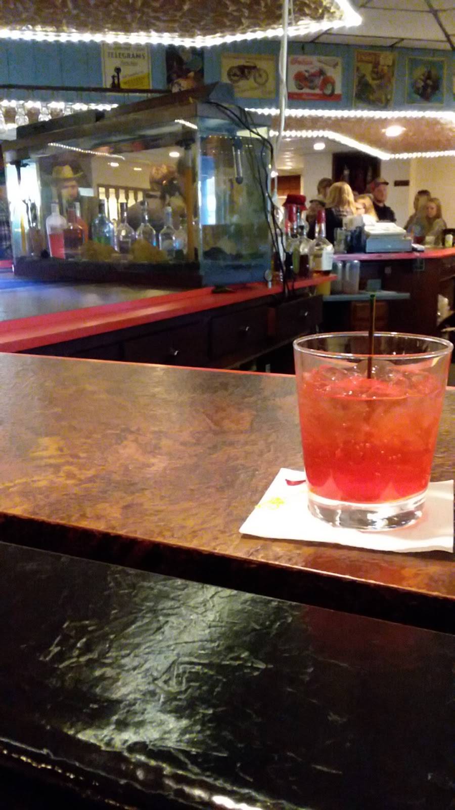 Arthur House Restaurant | restaurant | 9315 State Rd 80, Platteville, WI 53818, USA | 6083487899 OR +1 608-348-7899