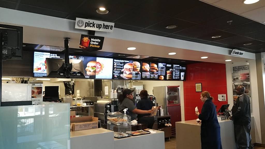 McDonalds | cafe | 1006 Gallatin Rd S, Madison, TN 37115, USA | 6153388403 OR +1 615-338-8403