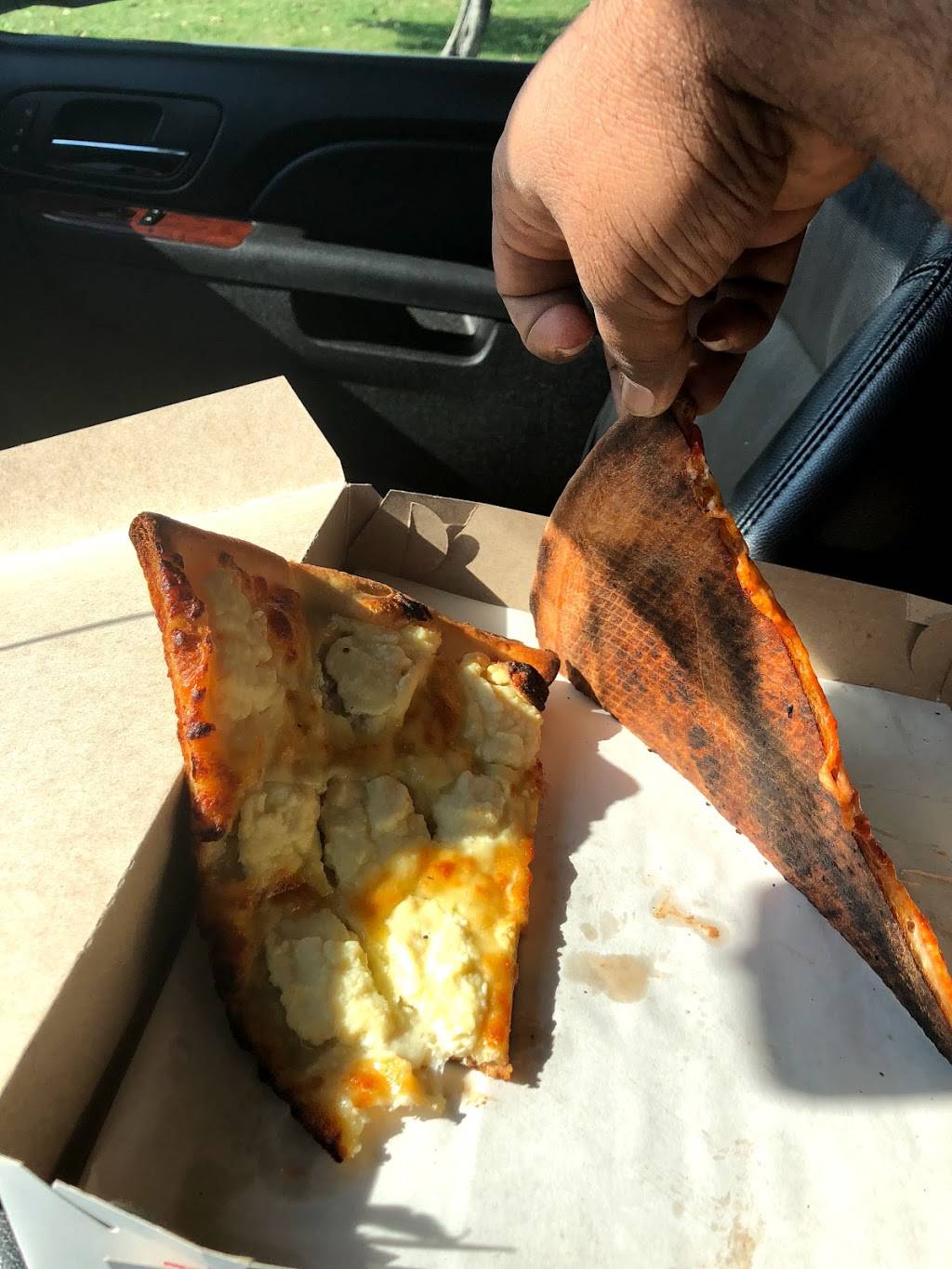 Airways Pizza & Gyro | restaurant | 90-13 Astoria Blvd, East Elmhurst, NY 11369, USA | 7187795548 OR +1 718-779-5548