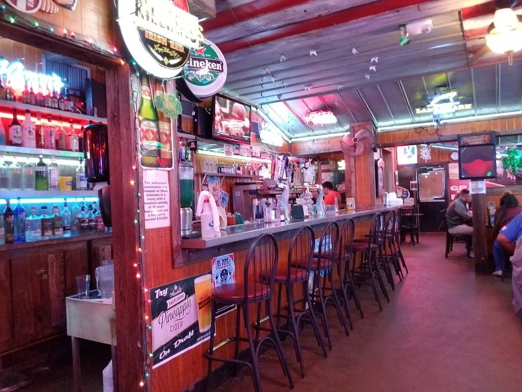 Big Lous Burgers & BBQ | restaurant | 2014 S WW White Rd, San Antonio, TX 78222, USA | 2103598015 OR +1 210-359-8015