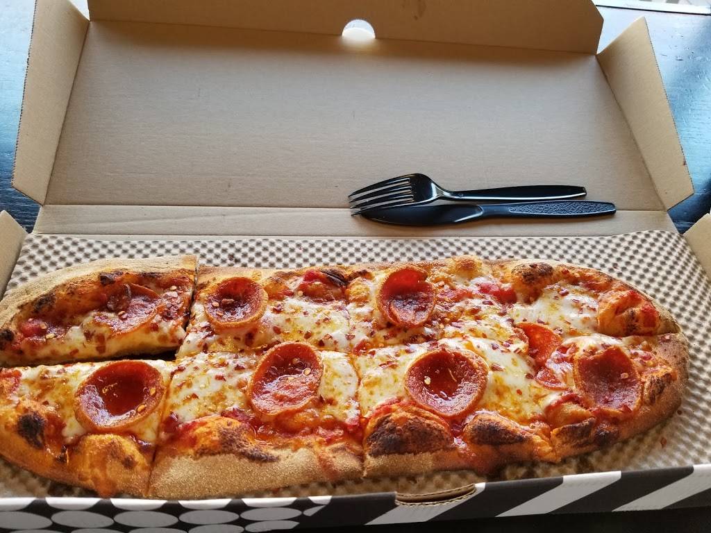 &pizza | restaurant | 1335 Wisconsin Ave NW, Washington, DC 20007, USA | 2028398576 OR +1 202-839-8576