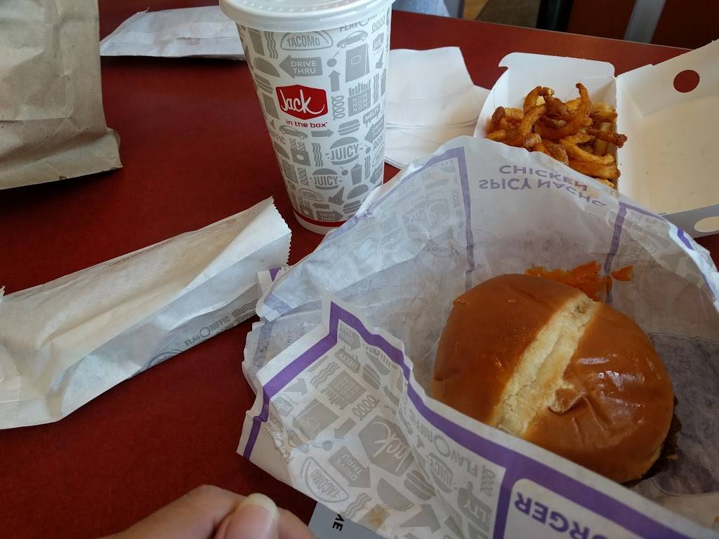 Jack in the Box | restaurant | 100 E Holt Ave, Pomona, CA 91767, USA | 9096205896 OR +1 909-620-5896
