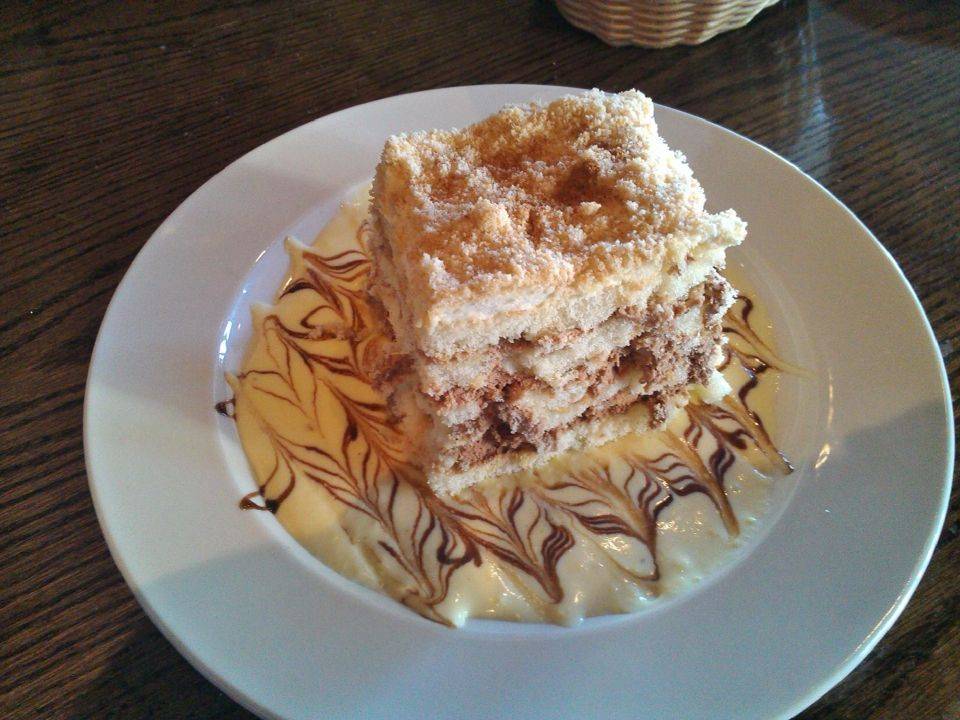 Me & My Girls Soul Food | restaurant | 11831 Seven Mile E, Detroit, MI 48205, USA | 3133728820 OR +1 313-372-8820