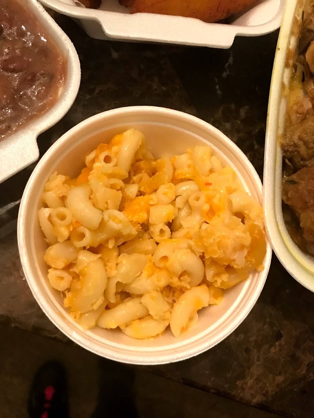 Royal Caribbean Restaurant | restaurant | 1568 Montier St, Pittsburgh, PA 15221, USA | 4122425226 OR +1 412-242-5226