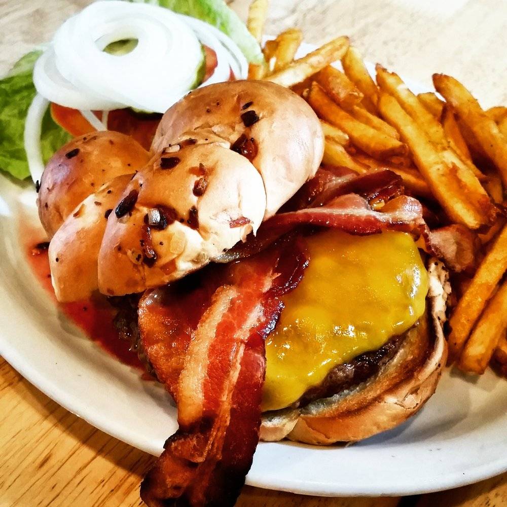 Prairie House Tavern | restaurant | 2710 N Main St, Buffalo Grove, IL 60089, USA | 8474152255 OR +1 847-415-2255