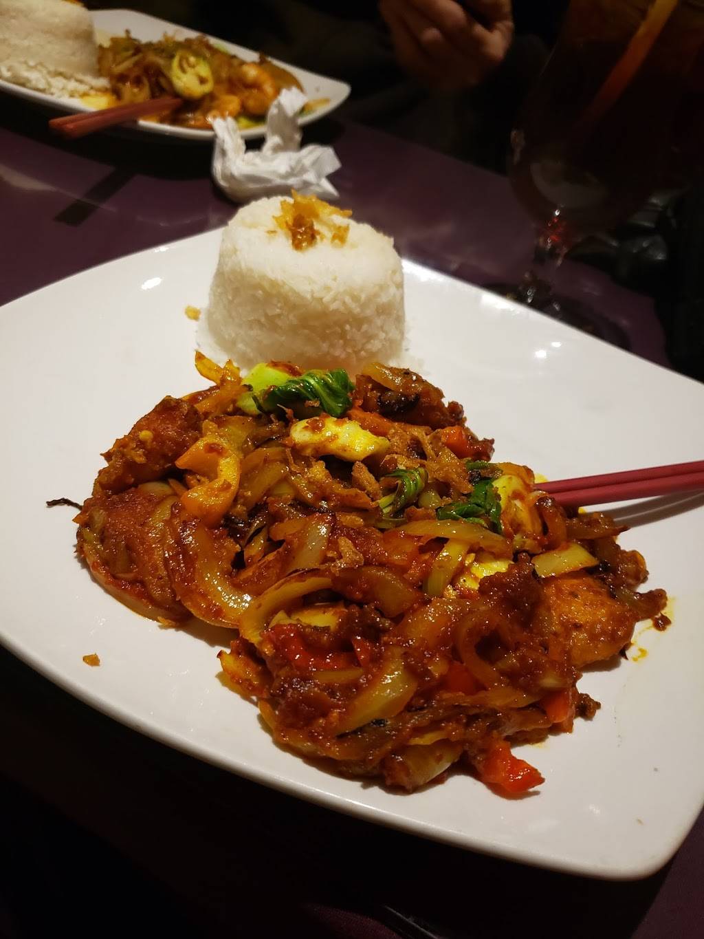 Village Of Thai | restaurant | 241 George St N, Peterborough, ON K9J 3G9, Canada | 7055360095 OR +1 705-536-0095