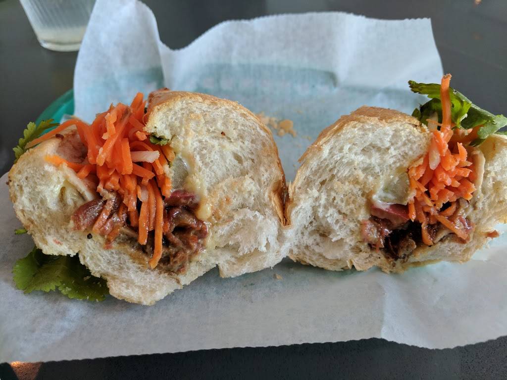 Pho Bistreaux | restaurant | 5359 Mounes St, Elmwood, LA 70123, USA | 5046032693 OR +1 504-603-2693