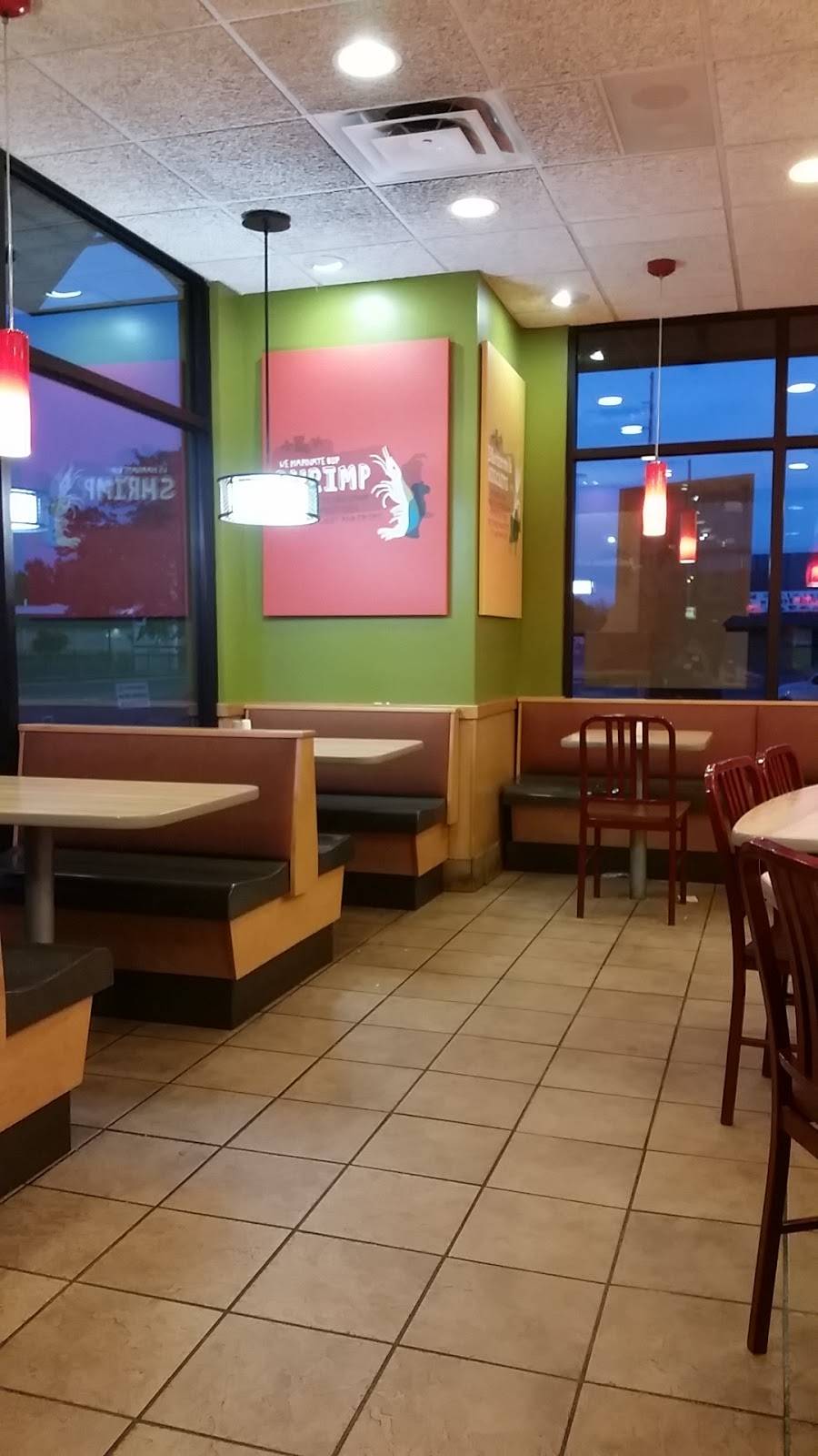 Popeyes Louisiana Kitchen | restaurant | 1623 S Seneca St, Wichita, KS 67213, USA | 3162609555 OR +1 316-260-9555