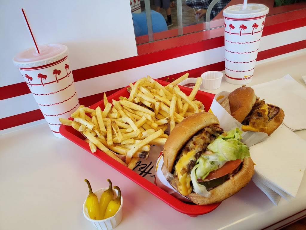 In-N-Out Burger | restaurant | 856 Los Angeles Ave, Moorpark, CA 93021, USA | 8007861000 OR +1 800-786-1000