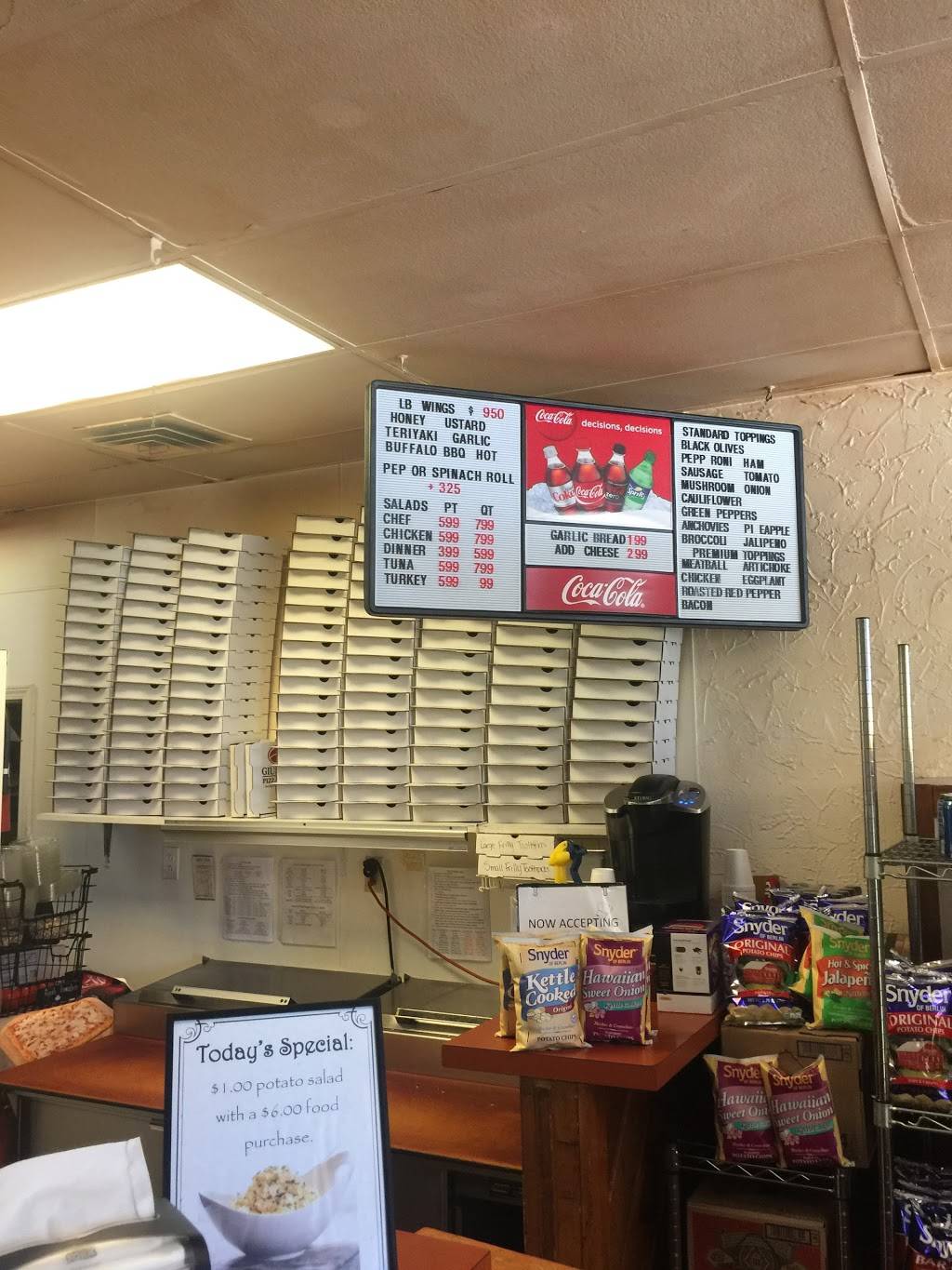 Giuseppes Pizza & Subs | restaurant | 5848 Mayfield Rd, Mayfield Heights, OH 44124, USA | 4404490626 OR +1 440-449-0626