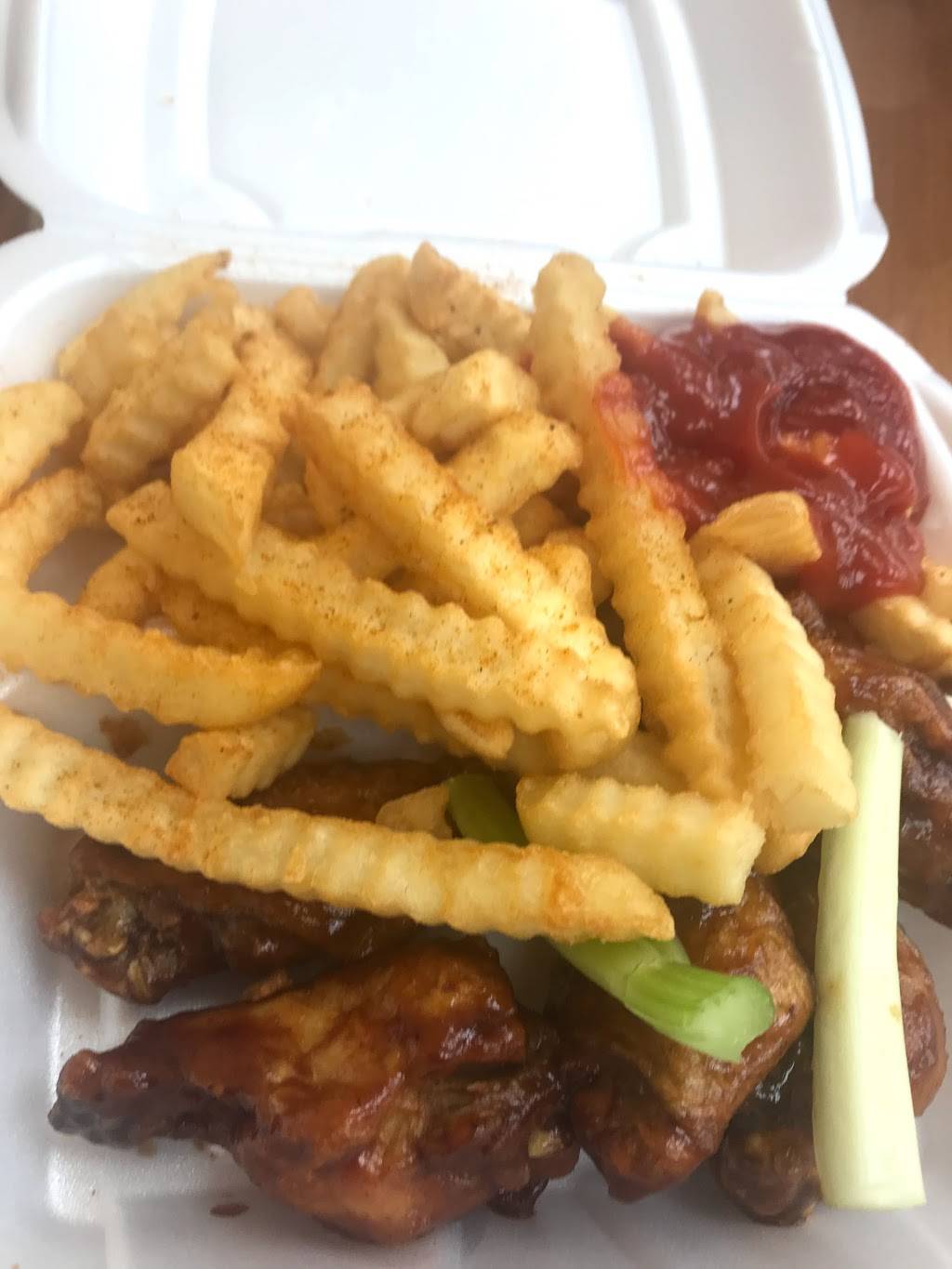 Americas best wings | restaurant | 5811 Eastern Ave NE, Chillum, MD 20782, USA | 3012709464 OR +1 301-270-9464