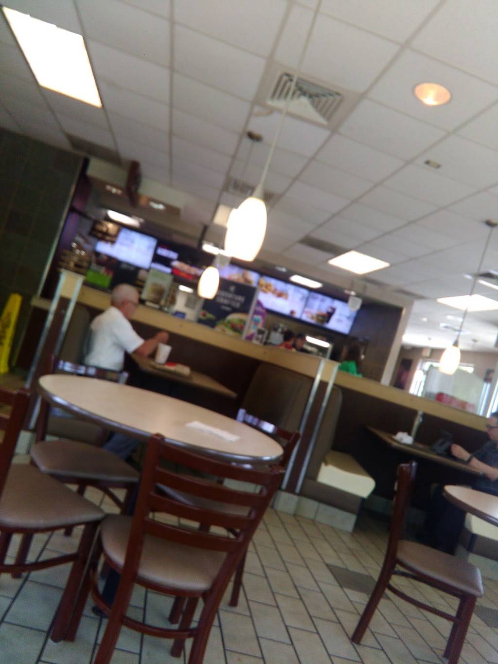 McDonalds | cafe | 3131 E 7th St, Parkersburg, WV 26101, USA | 3044246008 OR +1 304-424-6008