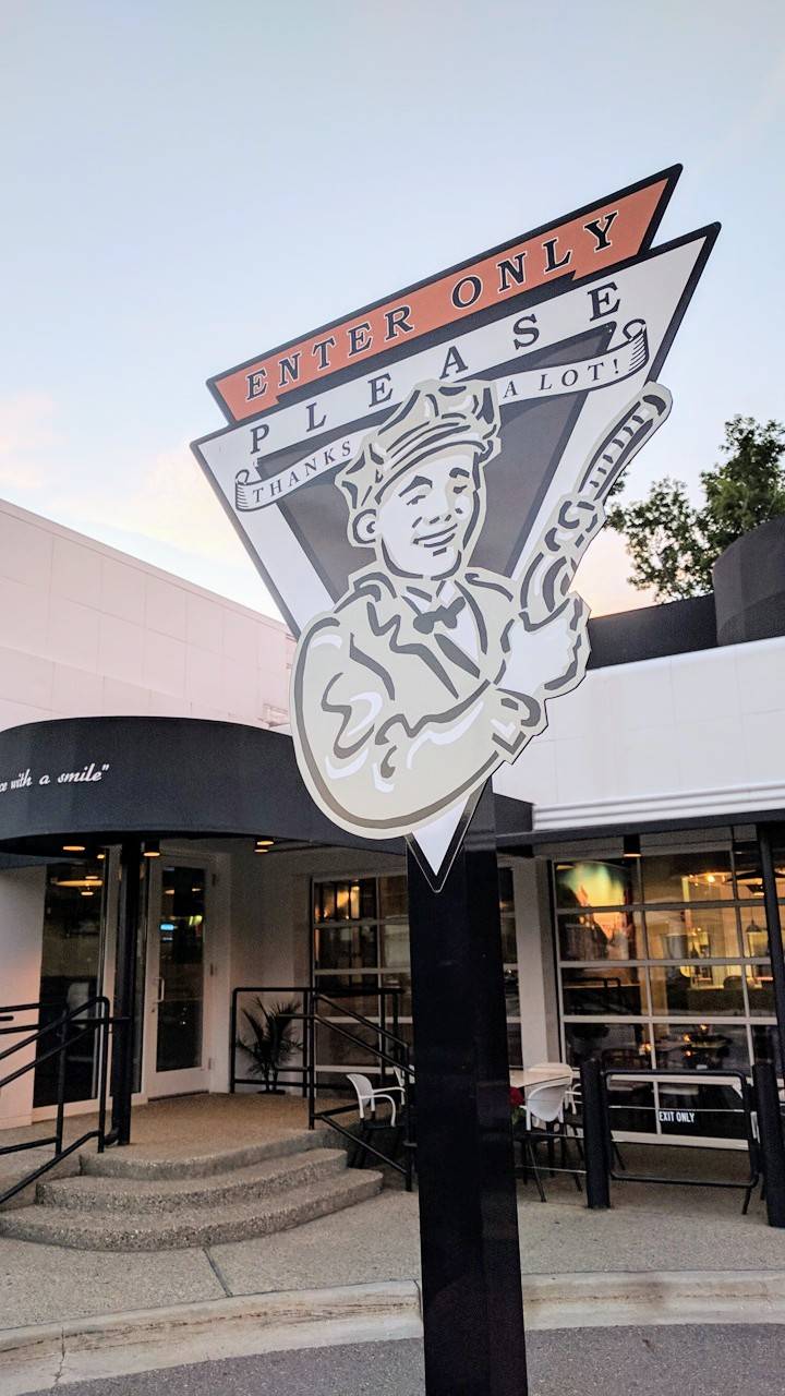 Garage Grill and Fuel Bar | restaurant | 202 W Main St, Northville, MI 48167, USA | 2489243367 OR +1 248-924-3367