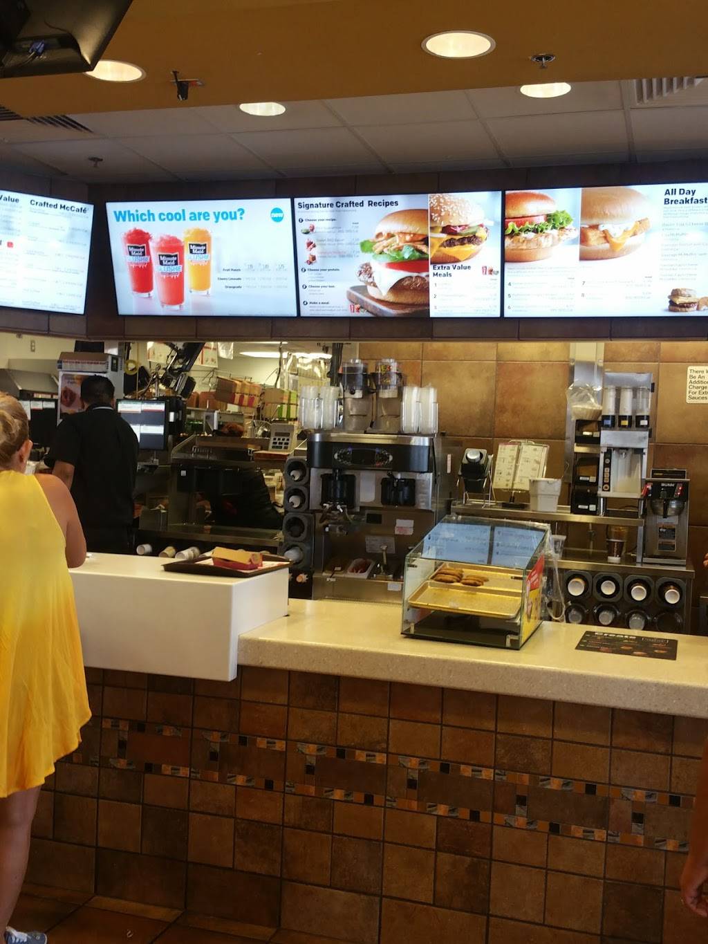 McDonalds | cafe | 5001 Gibson Blvd SE, Albuquerque, NM 87108, USA | 5052560450 OR +1 505-256-0450