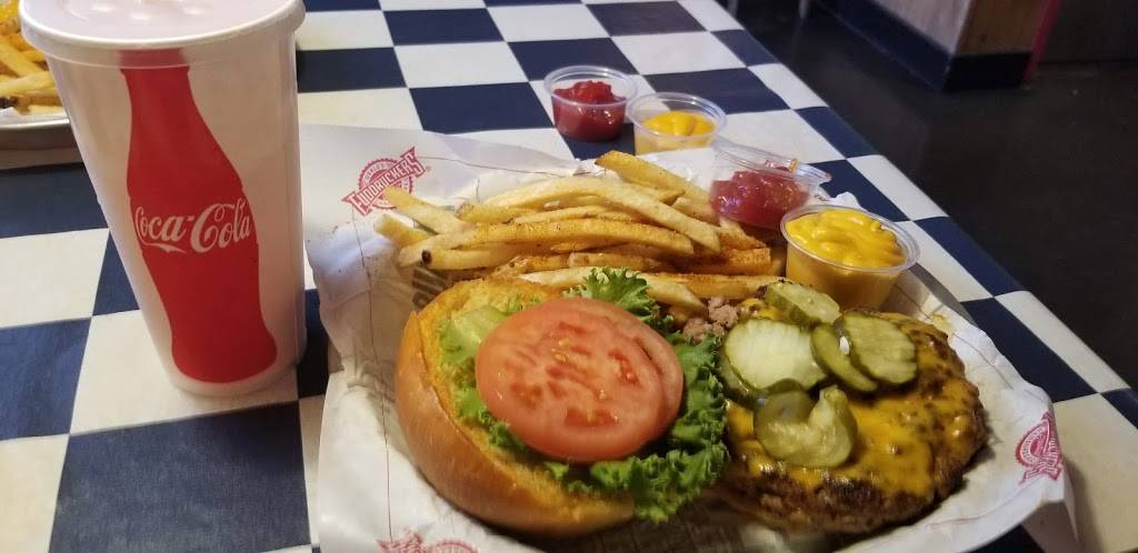 Fuddruckers | restaurant | 32175 Union Landing Blvd, Union City, CA 94587, USA | 5103248900 OR +1 510-324-8900