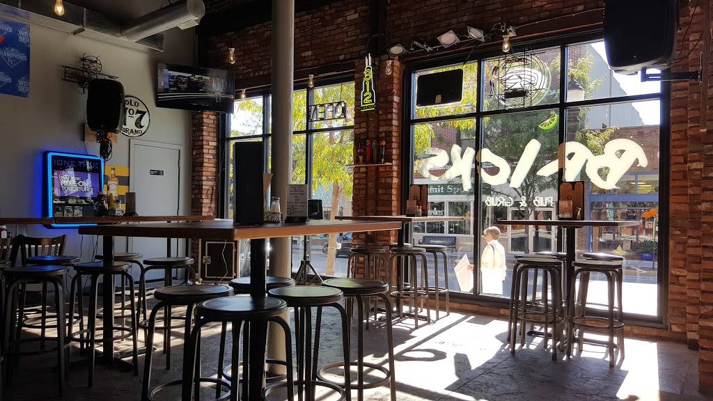 Bricks Pub & Grub | restaurant | 18 SE 3rd St, Lees Summit, MO 64063, USA | 8163471746 OR +1 816-347-1746