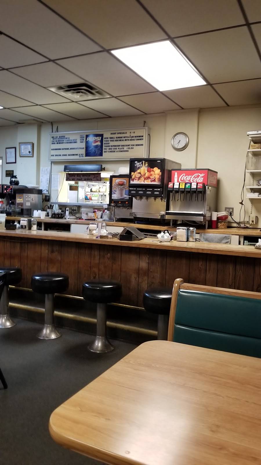 Red Ox Cafe | cafe | 16310 MN-65, Ham Lake, MN 55304, USA | 7634344340 OR +1 763-434-4340