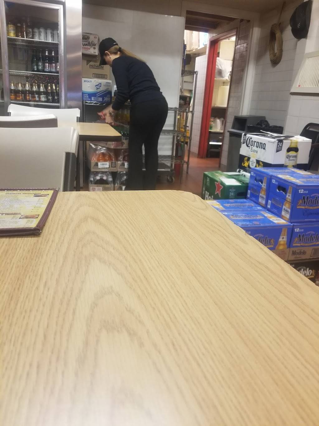 Los Tacos | restaurant | 485 Maple Ave, Westbury, NY 11590, USA | 5169979701 OR +1 516-997-9701