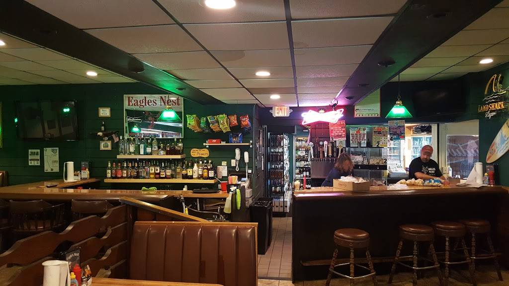 Eagles Nest | restaurant | 100 N 2nd St, Eagle Lake, MN 56024, USA | 5072579996 OR +1 507-257-9996
