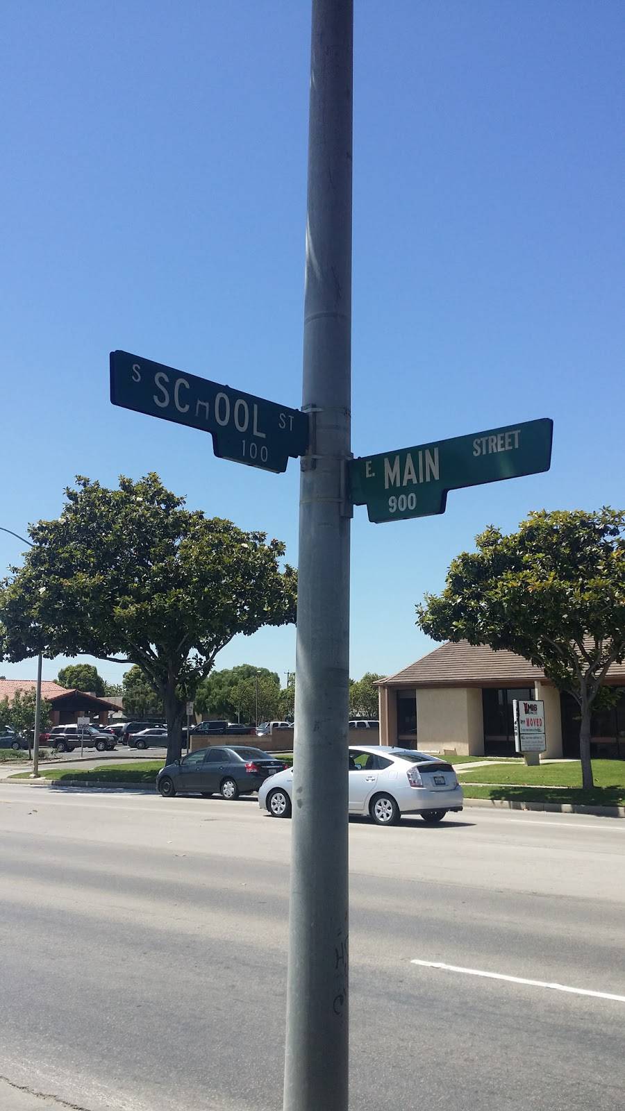 Wienerschnitzel | restaurant | 500 E Main St, Santa Maria, CA 93454, USA | 8059225558 OR +1 805-922-5558