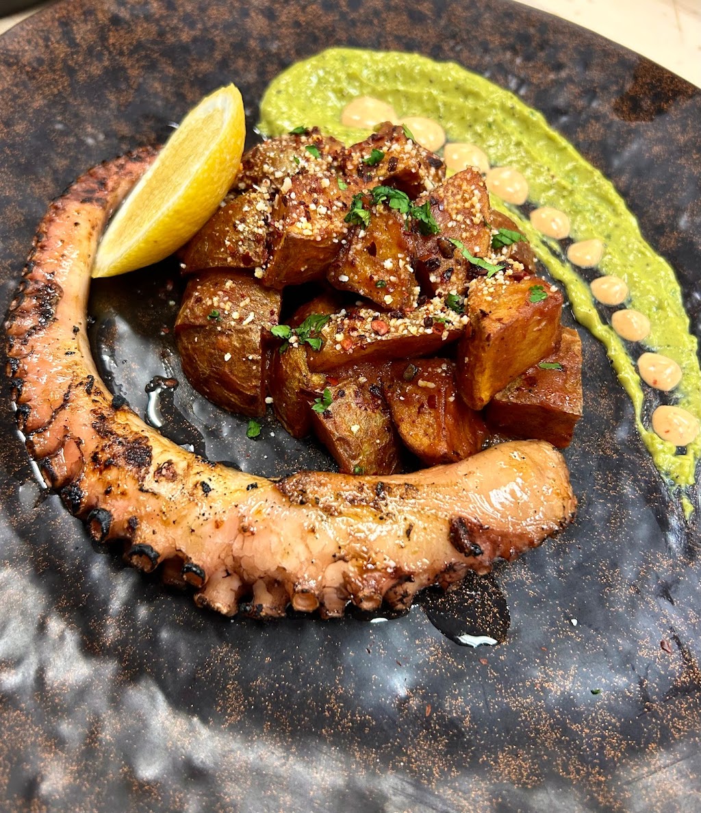 Mas Salud Kitchen and Bar | restaurant | 720 Clark St, Evanston, IL 60201, USA | 2249997679 OR +1 224-999-7679