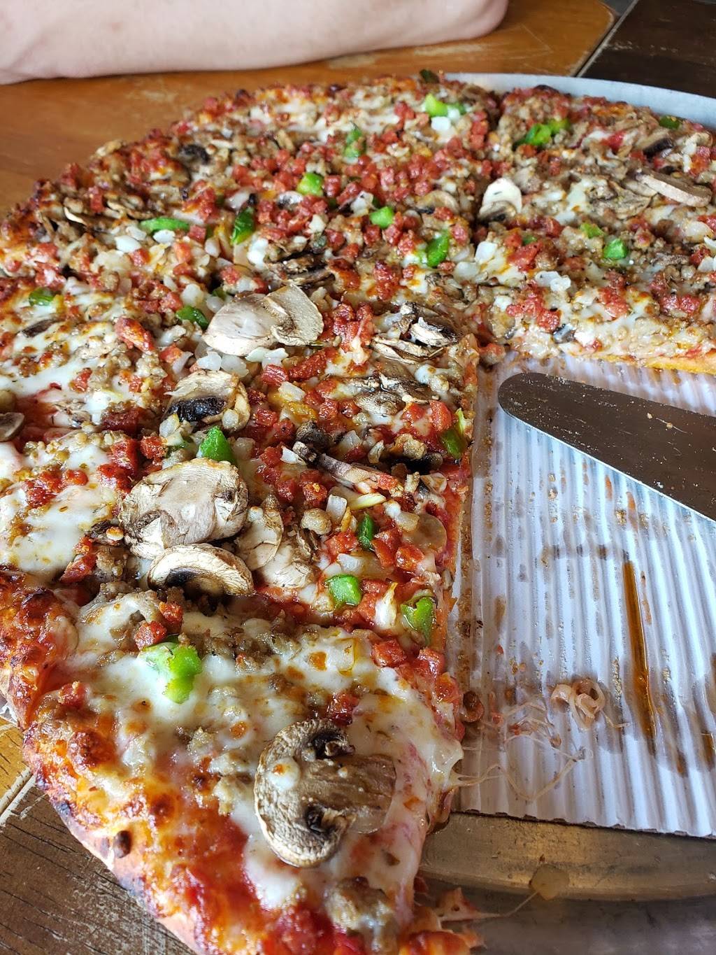 Sir Pizza - Old Town - Lansing | restaurant | 201 E. César E. Chavez Ave., Lansing, MI 48906, USA | 5174844825 OR +1 517-484-4825