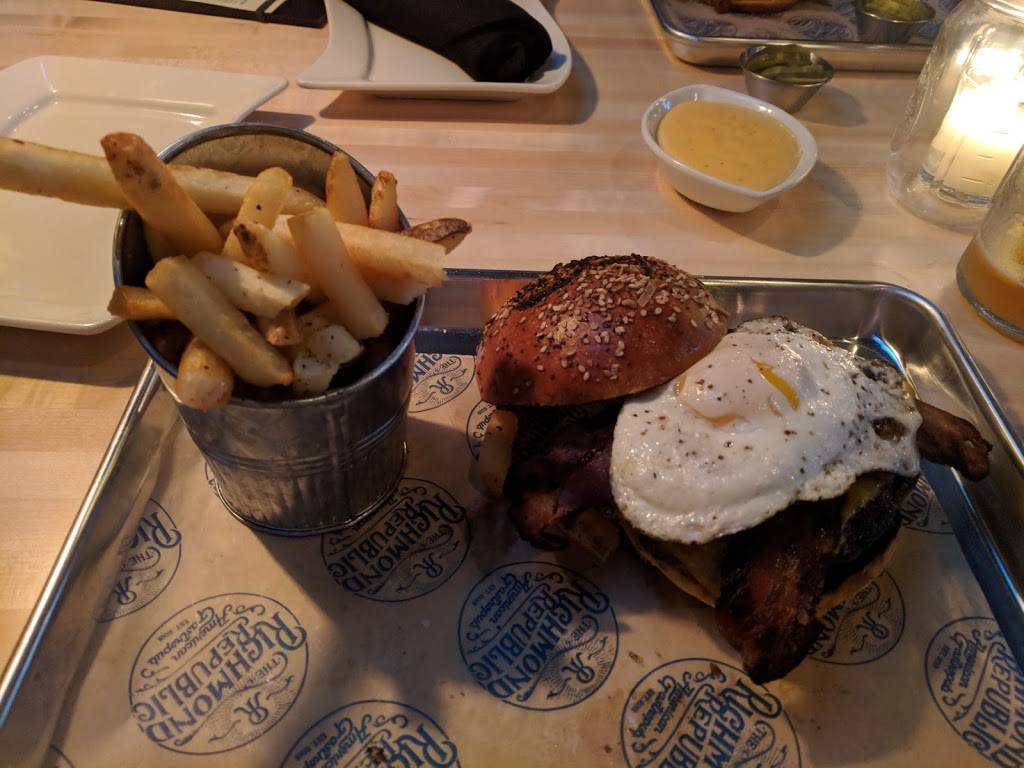 Richmond Republic | restaurant | 4459 Amboy Rd, Staten Island, NY 10312, USA | 7183567425 OR +1 718-356-7425