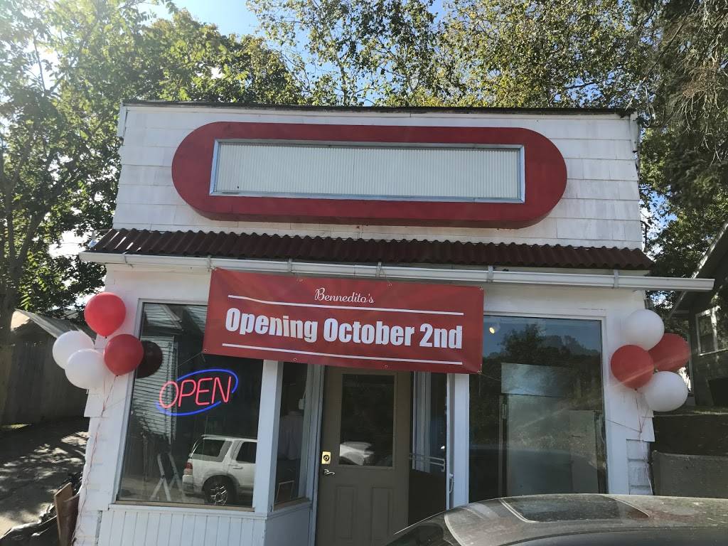 Benneditos | restaurant | 233 Poquonnock Rd, Groton, CT 06340, USA | 8604455406 OR +1 860-445-5406