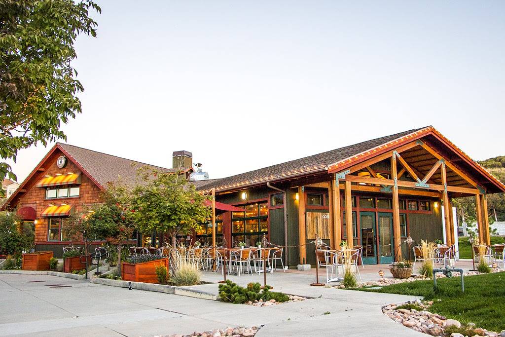 Ridge Cafe | cafe | 14886 Traverse Ridge Rd, Draper, UT 84020, USA | 8015718000 OR +1 801-571-8000