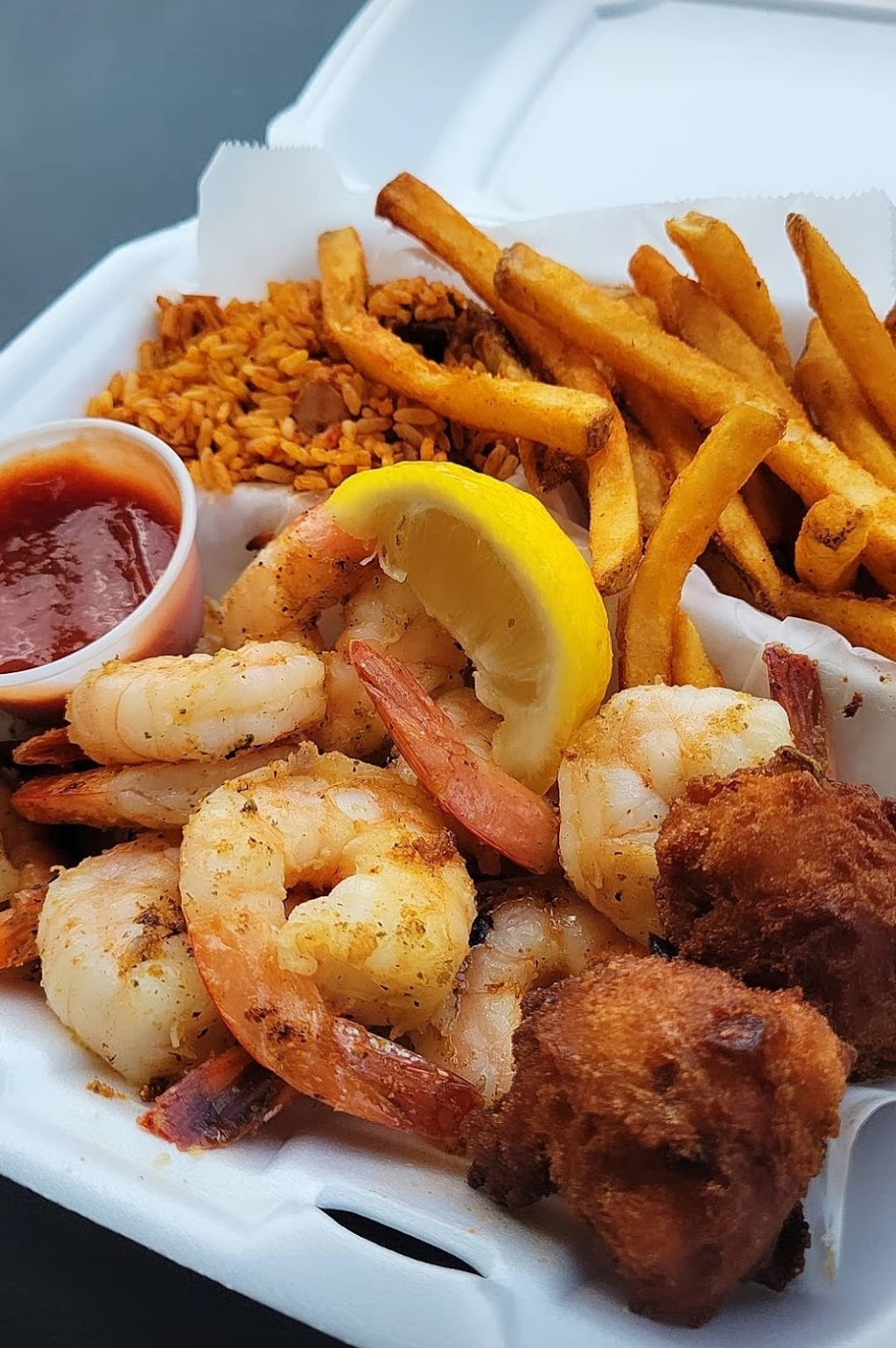 Pages Okra Grill Food Truck-Moncks Corner | restaurant | 219 Carolina Ave, Moncks Corner, SC 29461, USA | 8435662135 OR +1 843-566-2135