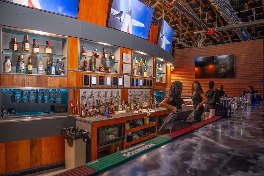 Halo Bar and Lounge | night club | 3701 N Davidson St #201, Charlotte, NC 28205, USA | 7049007309 OR +1 704-900-7309