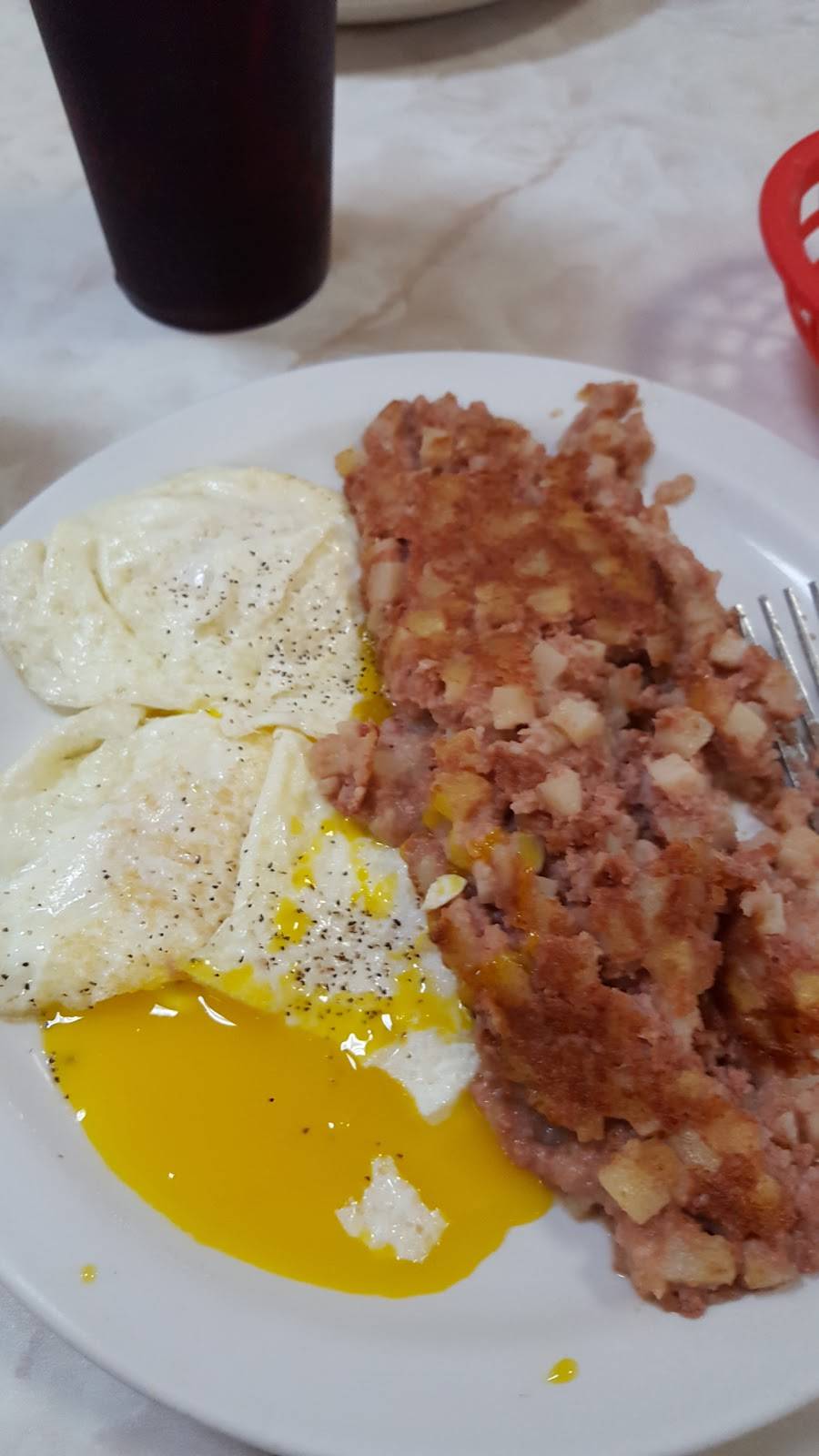 Country Inn | restaurant | 910 Ohio Pike, Cincinnati, OH 45245, USA | 5137522586 OR +1 513-752-2586