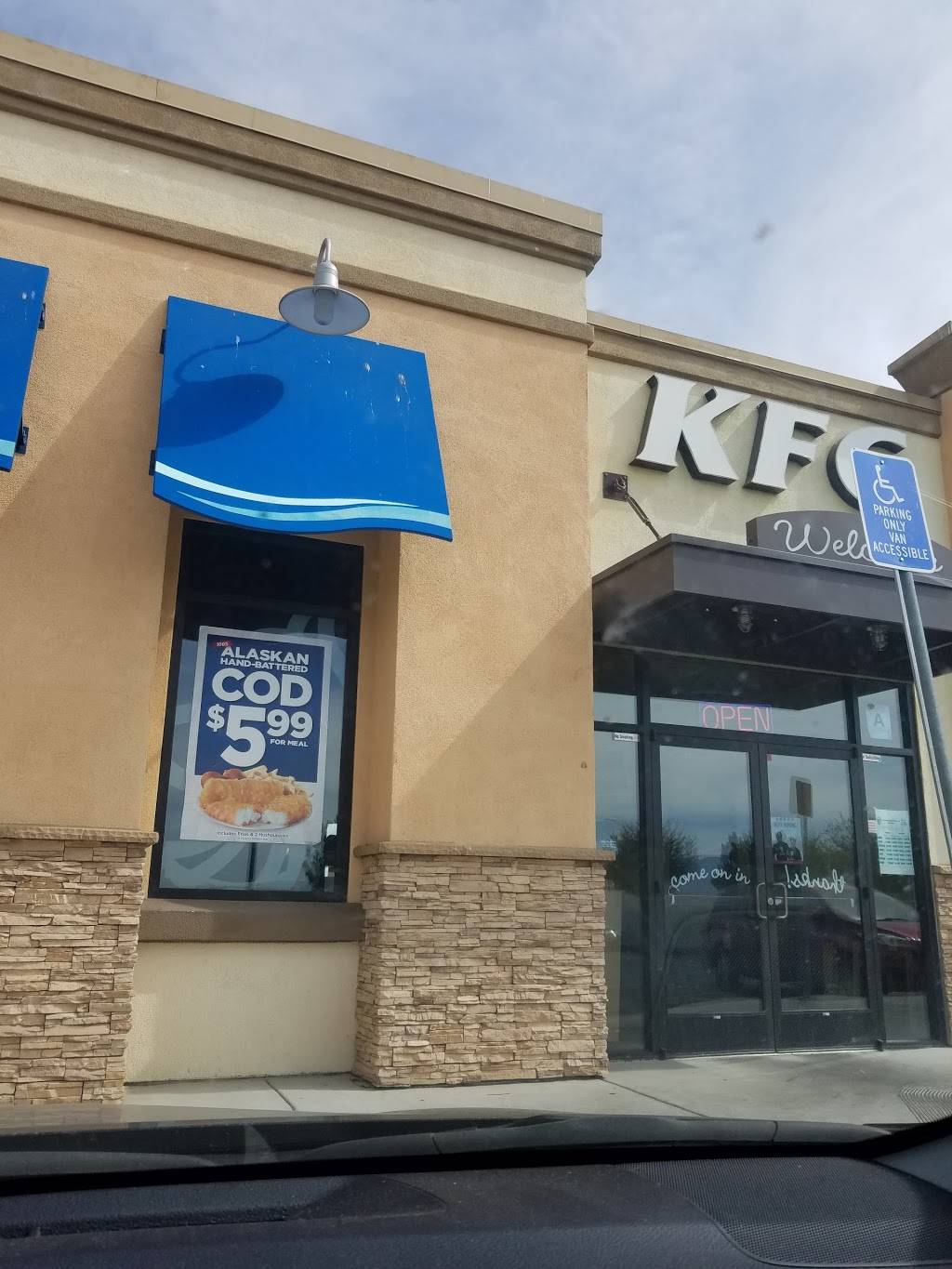 KFC | restaurant | 14258 US-395, Adelanto, CA 92301, USA | 7602468999 OR +1 760-246-8999