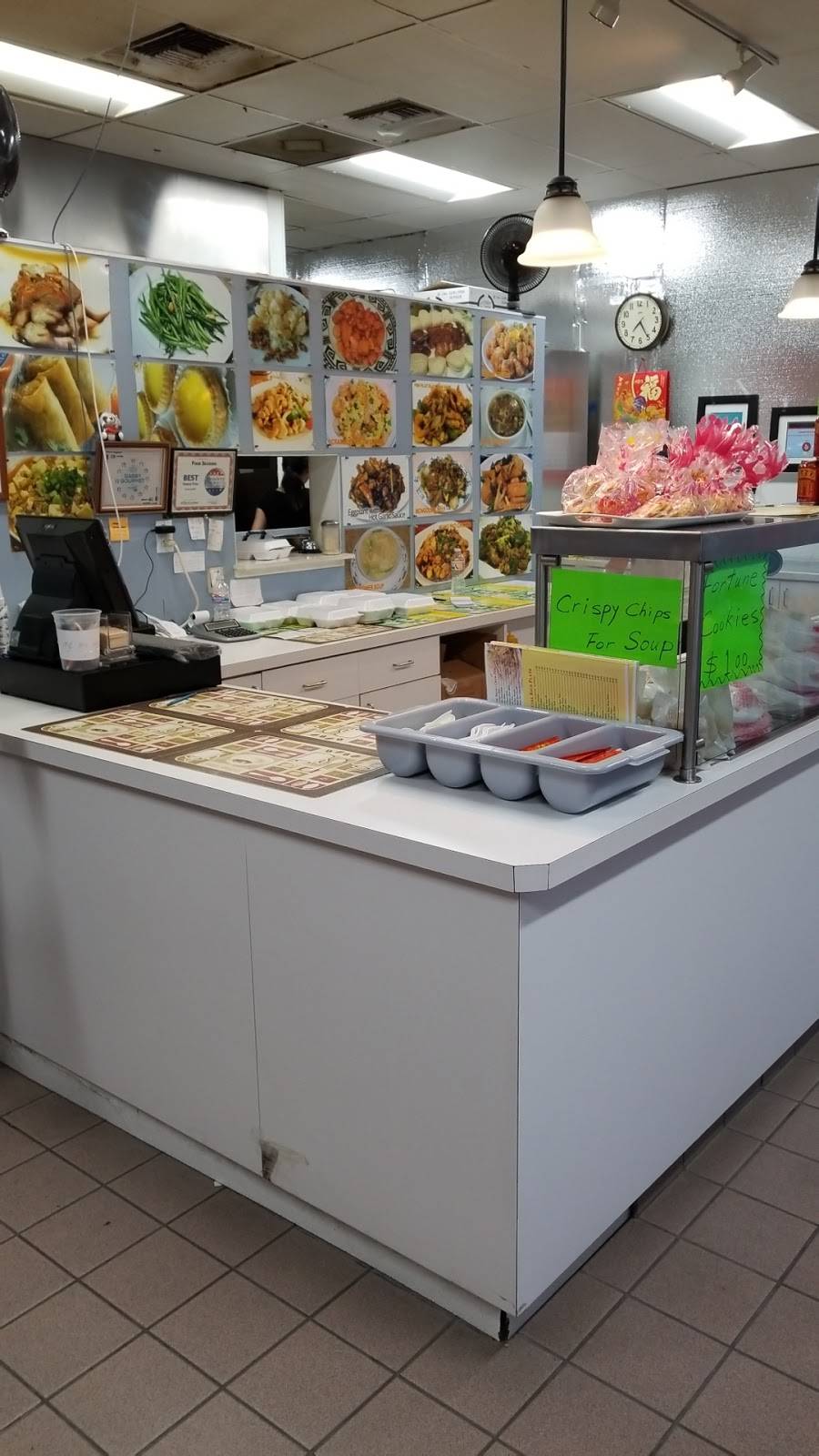 Four Seasons Gourmet Chinese Restaurant | restaurant | 1601 Research Park Dr, Davis, CA 95618, USA | 5307580058 OR +1 530-758-0058