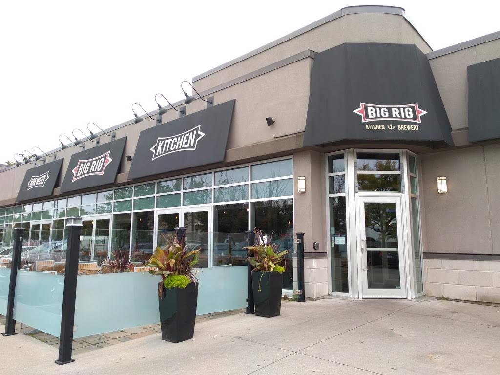 Big Rig Kitchen & Brewery | restaurant | 2750 Iris St, Ottawa, ON K2C 3C9, Canada | 6136883336 OR +1 613-688-3336