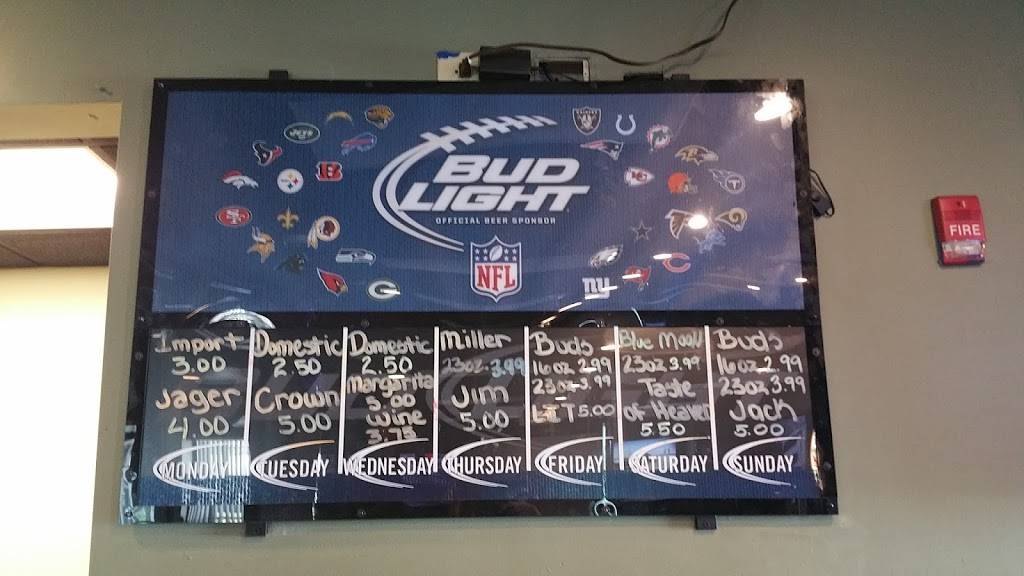 Lillington Sports Zone | restaurant | 320 E Cornelius Harnett Blvd, Lillington, NC 27546, USA | 9105149600 OR +1 910-514-9600