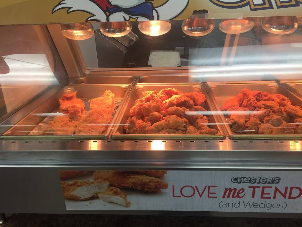 Chesters Fried Chicken Resteraunt | restaurant | 8334 W Appleton Ave, Milwaukee, WI 53218, USA | 4144618666 OR +1 414-461-8666