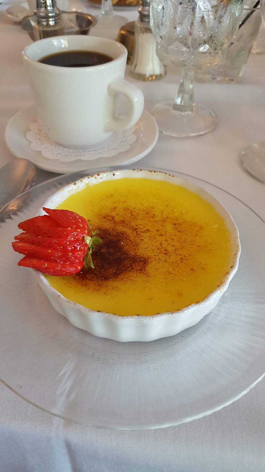 The Manor On Glen Lake | restaurant | 7345 W Glenmere Rd, Empire, MI 49630, USA | 2313340150 OR +1 231-334-0150