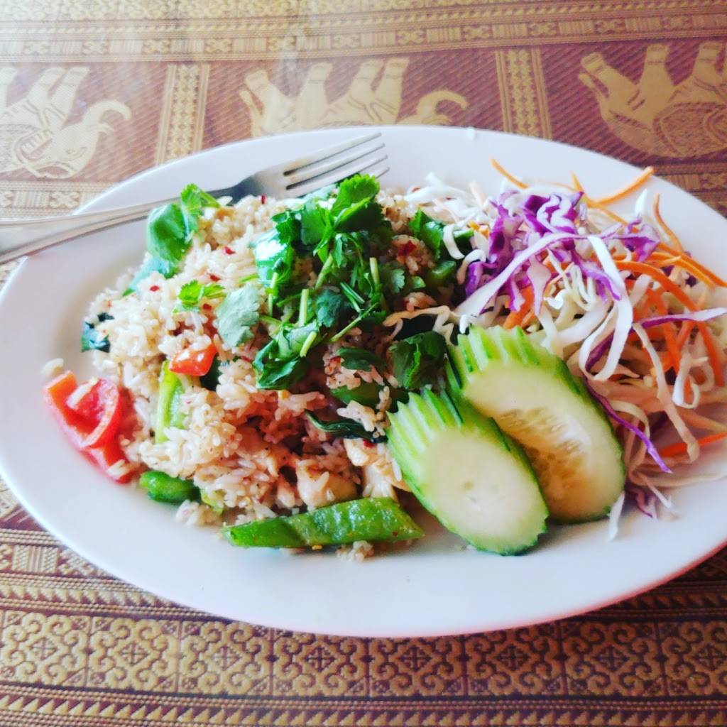 Sweet Basil Thai Cuisine | restaurant | 977 Melbourne Rd, Hurst, TX 76053, USA | 8172682899 OR +1 817-268-2899