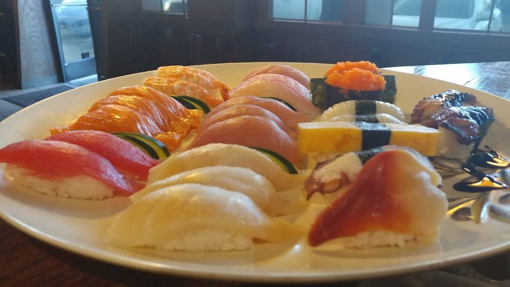 Umi Sushi | restaurant | 1300 Sylvan Ave, Modesto, CA 95355, USA | 2096220806 OR +1 209-622-0806