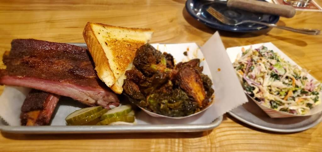 Beast Barbecue | restaurant | 825 E Hennepin Ave, Minneapolis, MN 55414, USA | 6125843657 OR +1 612-584-3657