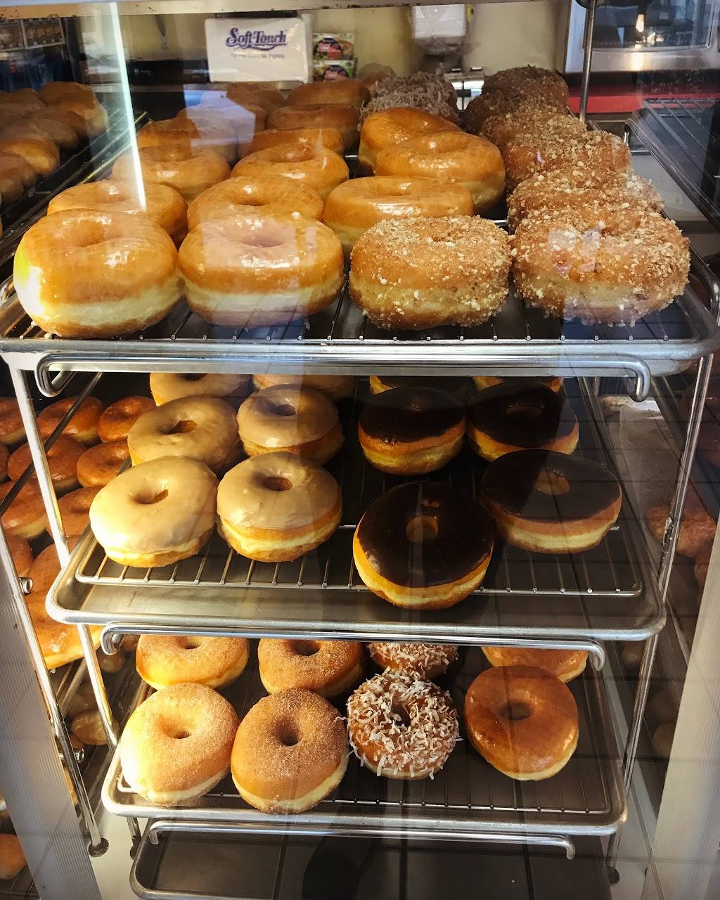 M Donut | cafe | 1724 Palos Verdes Dr N Ste B, Harbor City, CA 90710, USA | 3102217120 OR +1 310-221-7120