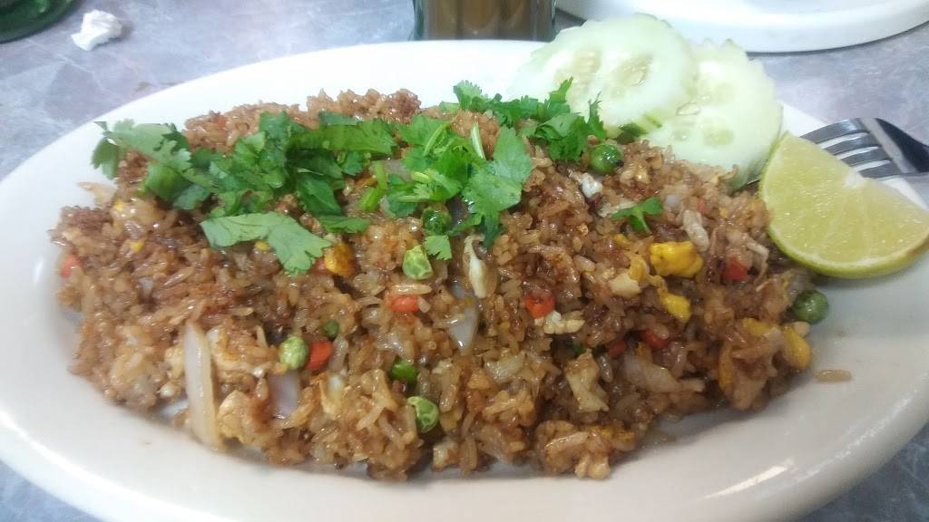 Hong Thong Kitchen | restaurant | 2830 N Beach St, Haltom City, TX 76111, USA | 8178344318 OR +1 817-834-4318