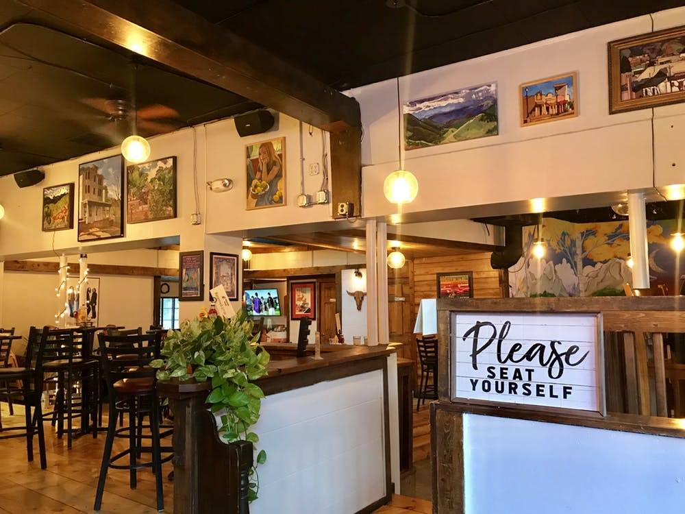 Armadillo Ranch In Historic Manitou Springs | restaurant | 962 Manitou Ave, Manitou Springs, CO 80829, USA | 7193745580 OR +1 719-374-5580