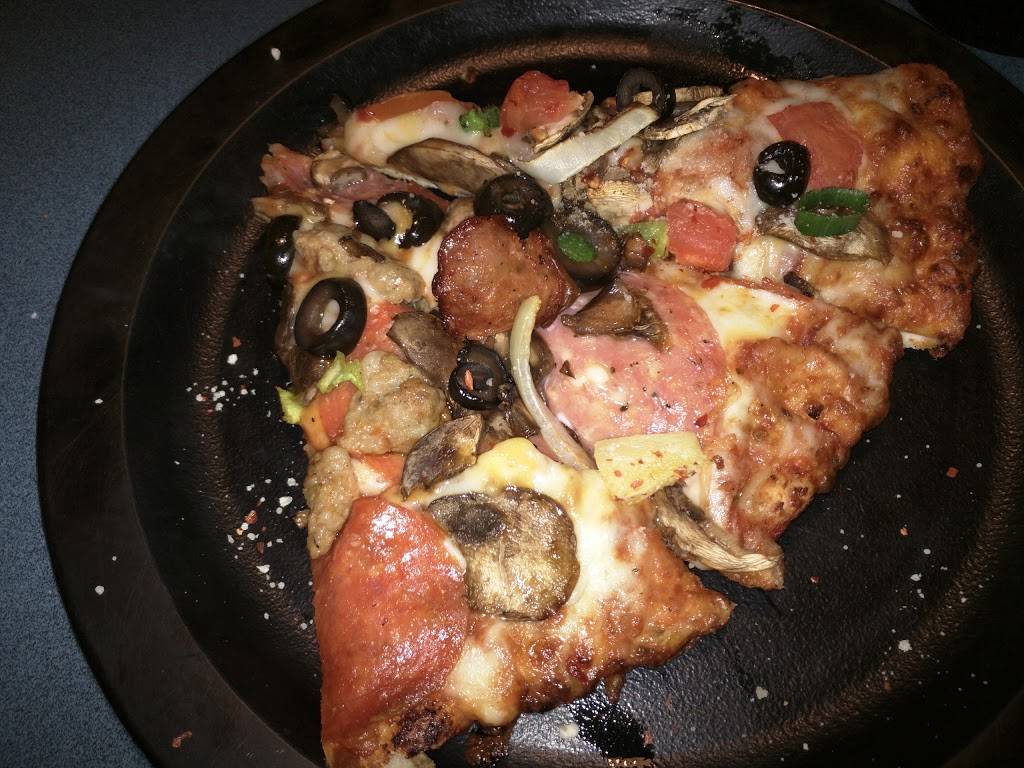 Round Table Pizza - Temporarily Closed | meal delivery | 801 W 4th St, Reno, NV 89503, USA | 7753487373 OR +1 775-348-7373