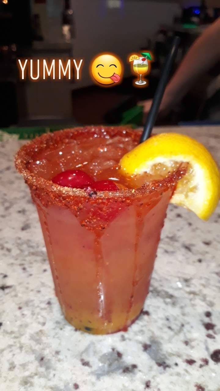 Downtown redzone sports bar and grill | restaurant | 900 Truxtun Ave, Bakersfield, CA 93301, USA | 6614045529 OR +1 661-404-5529