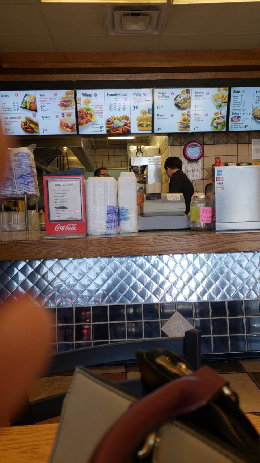 American Deli | restaurant | 1680 Montclair Rd Suite 400, Birmingham, AL 35210, USA | 2059564421 OR +1 205-956-4421